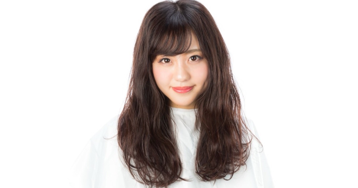 FAGA(女性男性型脱毛症)とは?原因やメカニズムと治療法