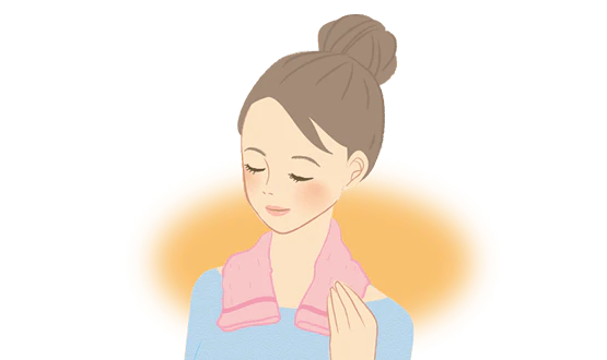 肩を温める女性