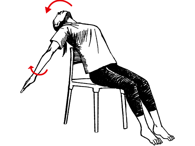 両腕を開いて頭をさらに後ろに倒す。その際、手のひらを外側に向けると開きやすくなる