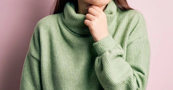 のどが痛い女性のイメージ