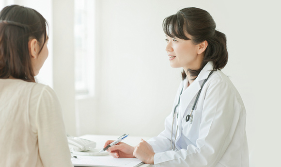 便秘で病院に行くなら何科？