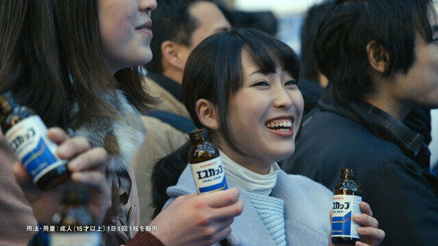 エスカップ「がんばる人々 六本木」篇（30秒）シーン3