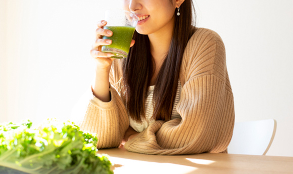 水分不足はカチカチ便に
