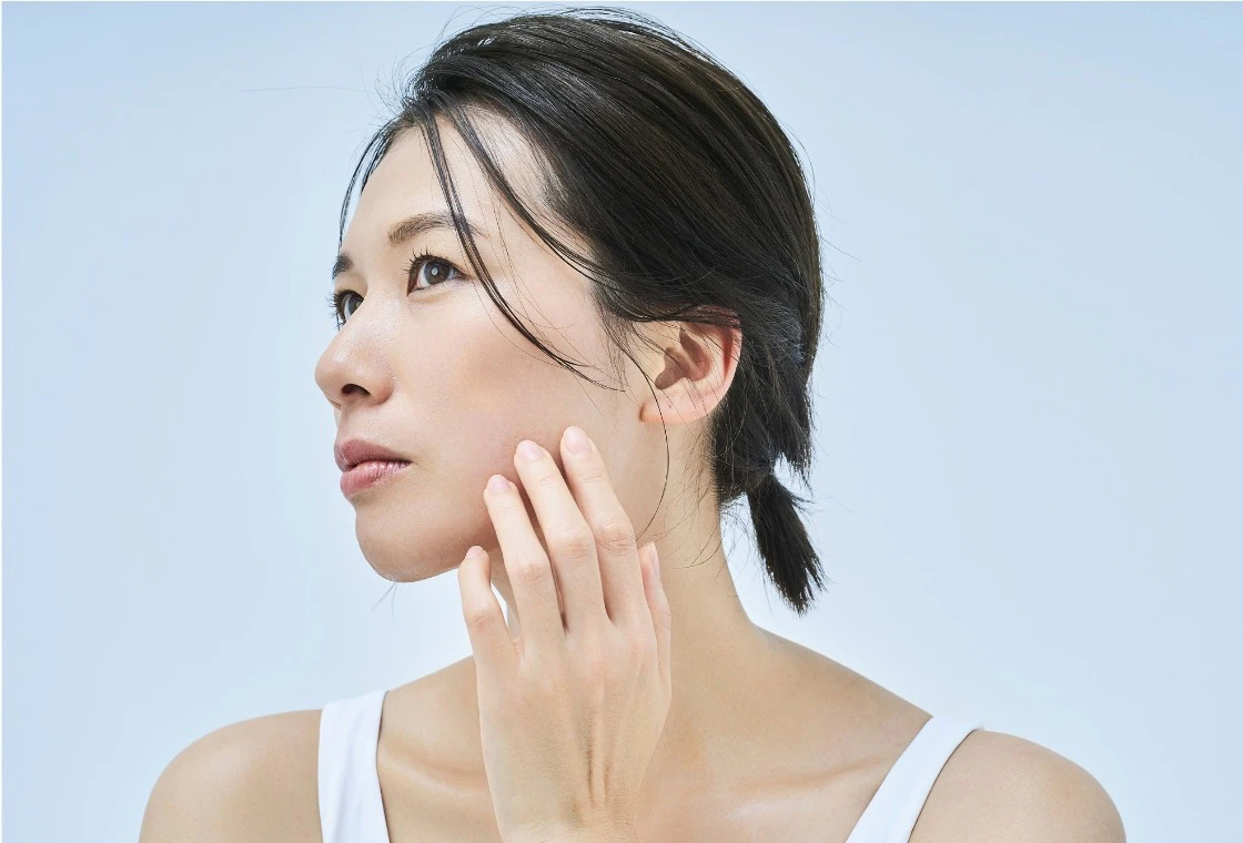 症状に悩む女性のイメージ画像