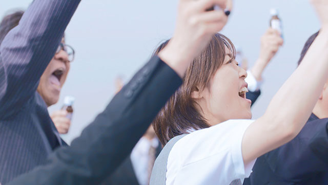 新TV-CM　『疲れに、とどけ。』篇シーン3