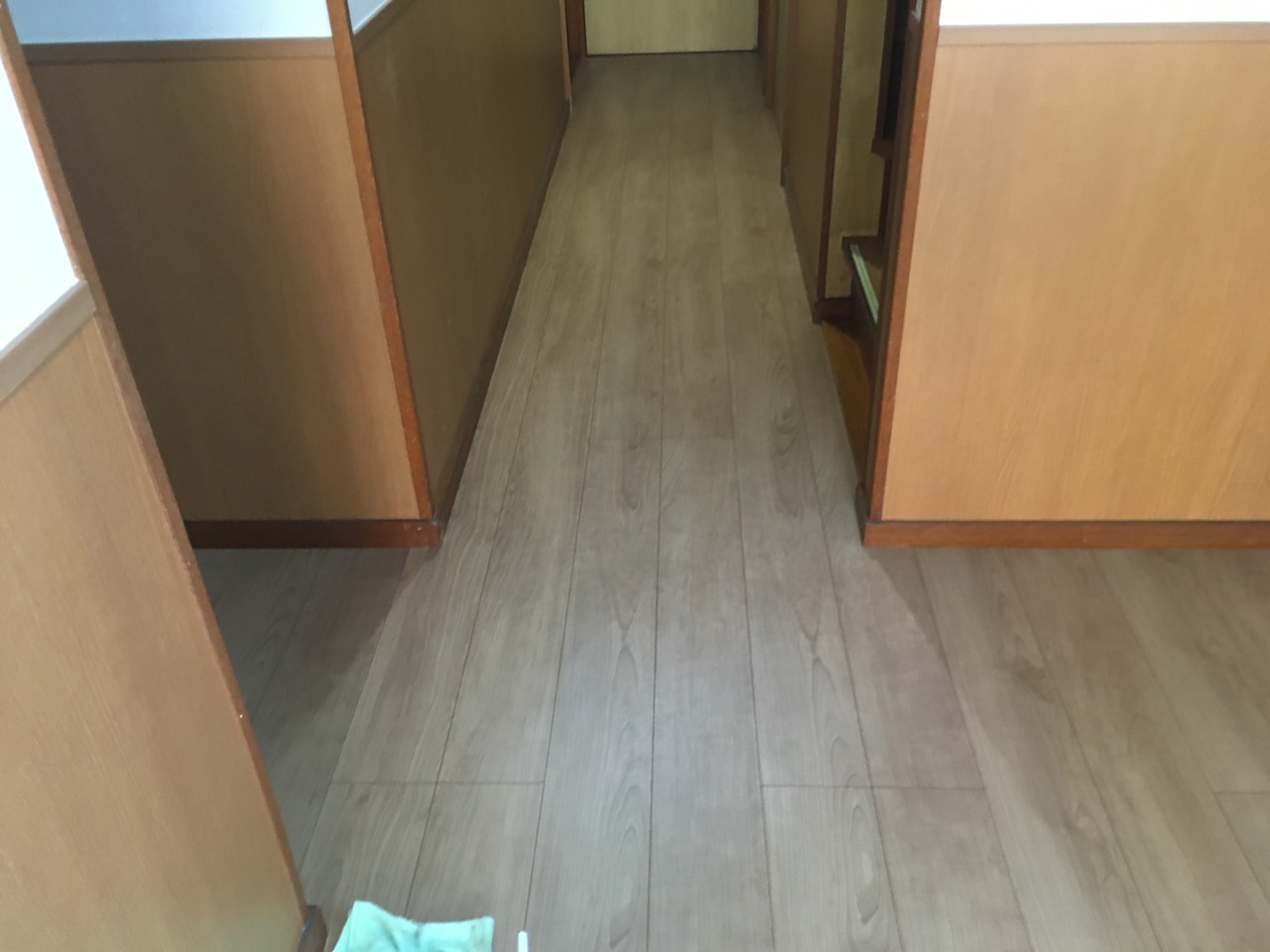 フロア貼り換え（廊下部分） After