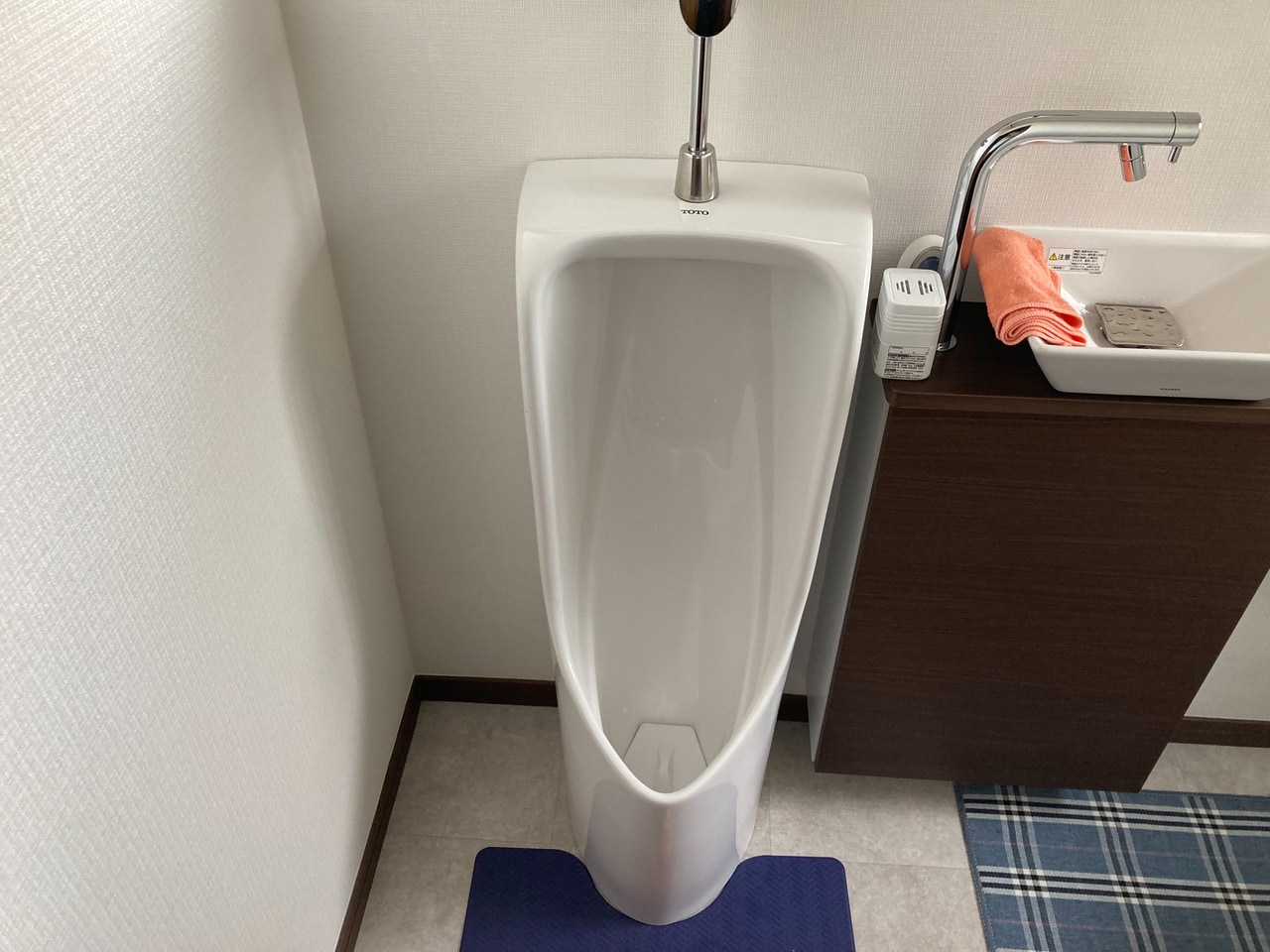 トイレ本体取り付け After
