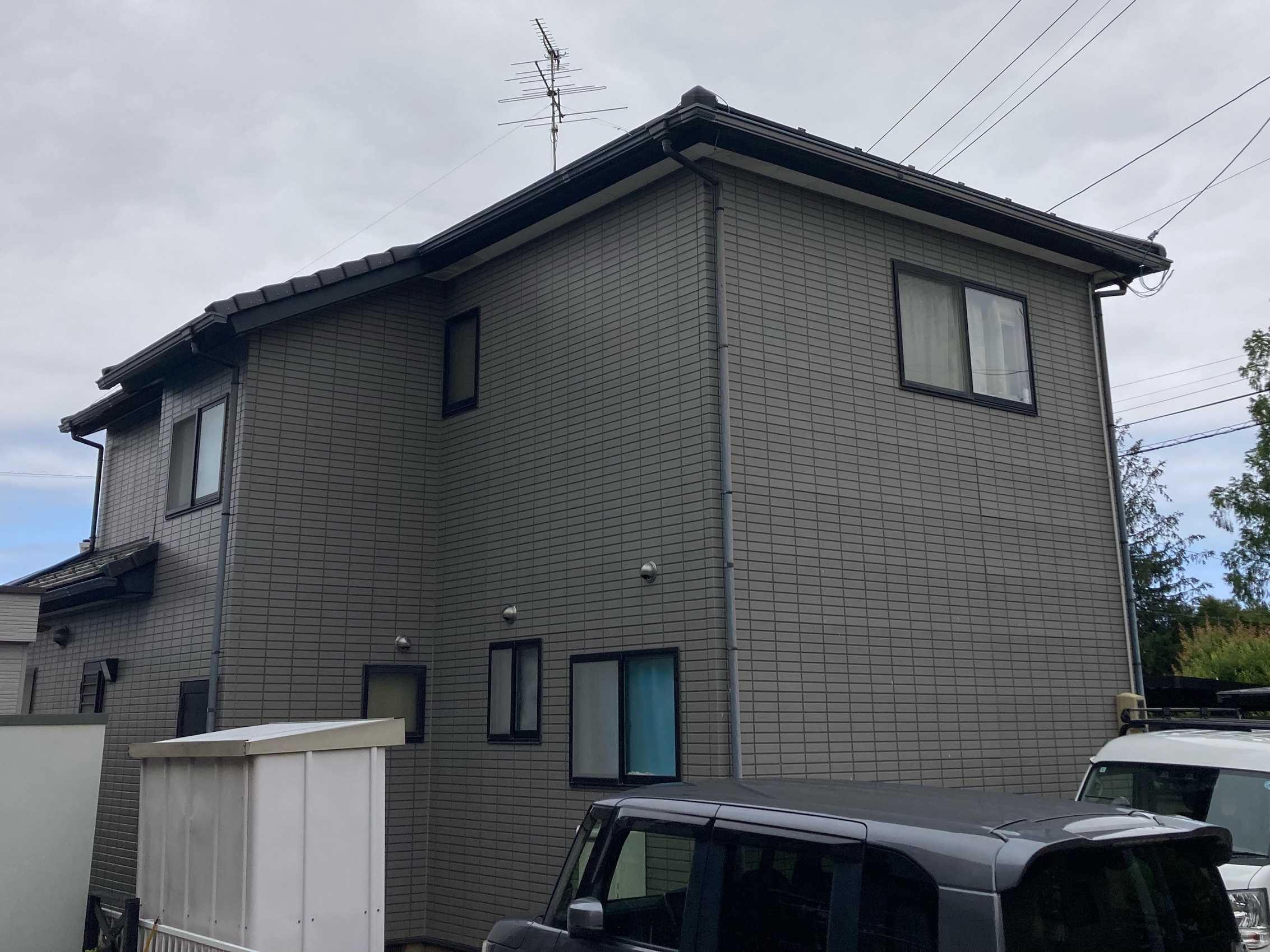 外壁塗装工事が完工しました！ Before