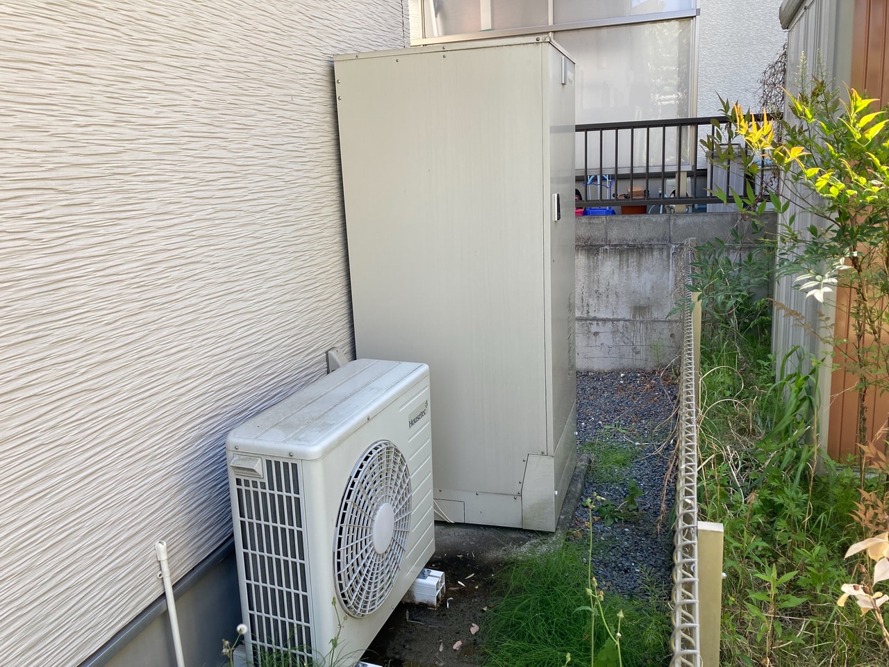 エコキュート交換・蓄暖撤去工事 Before