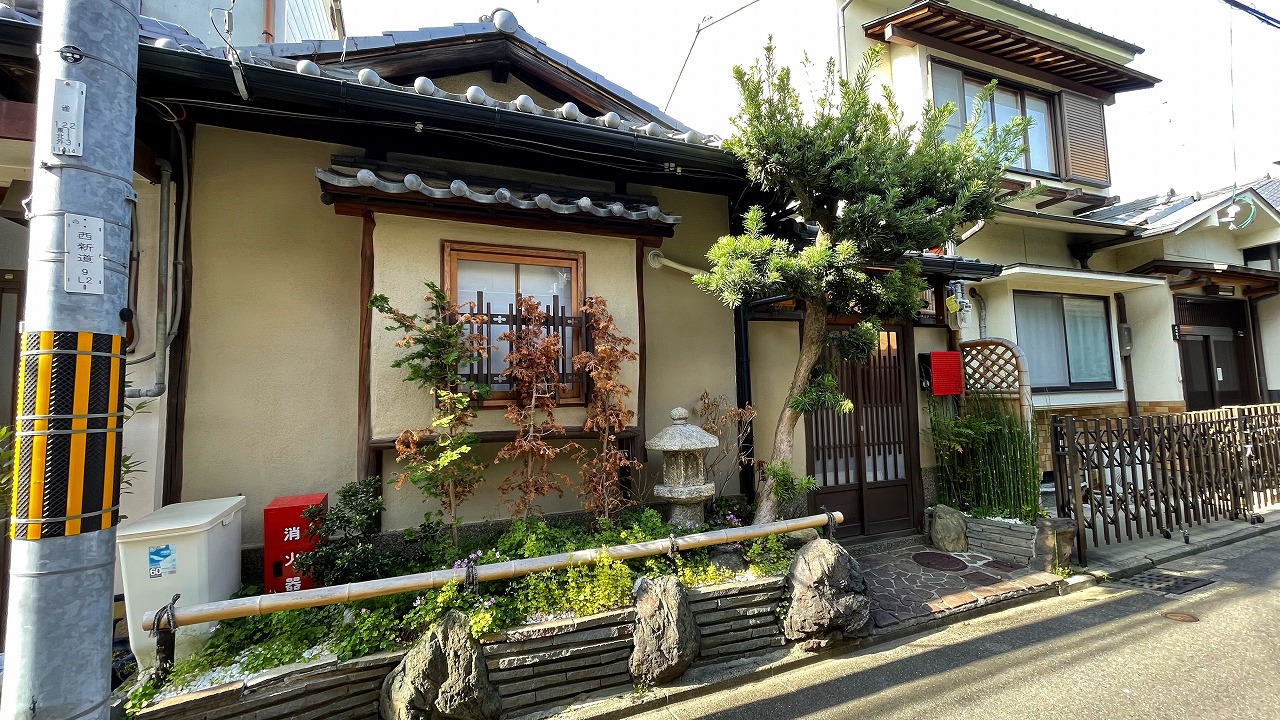 Invest in Tradition: Kyoto Machiya, Owner-Change, Renovated