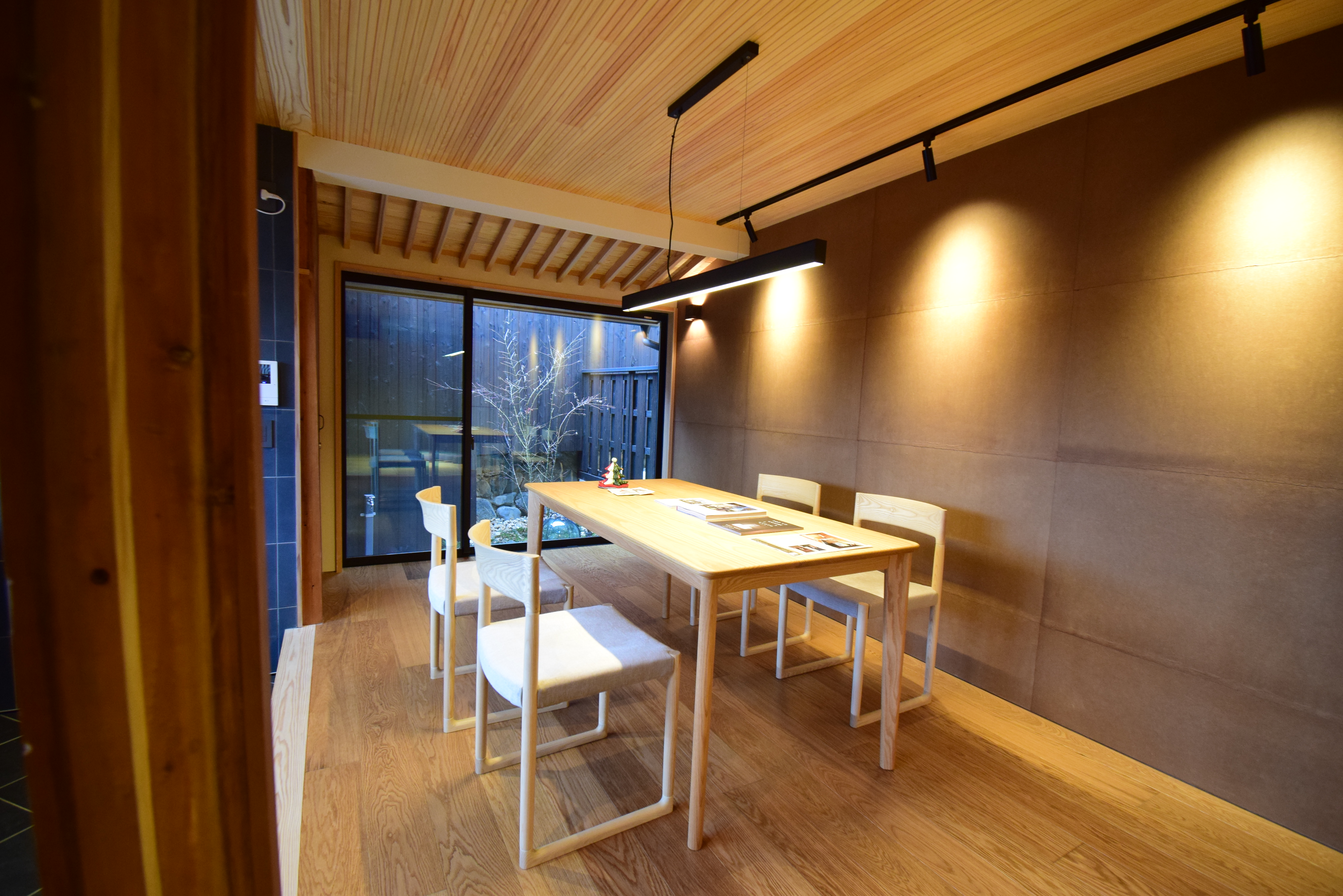 Gallery photo 2
