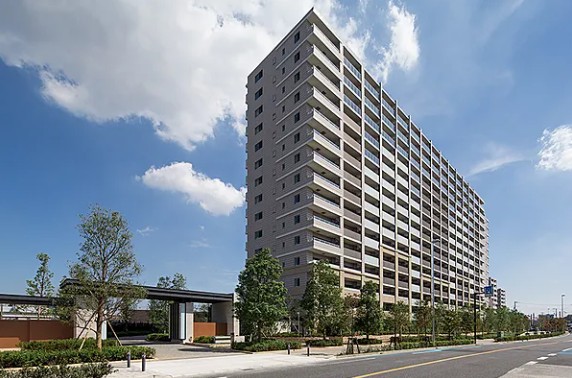 Owner Change: An Investment Apartment Building with a Robust Management System