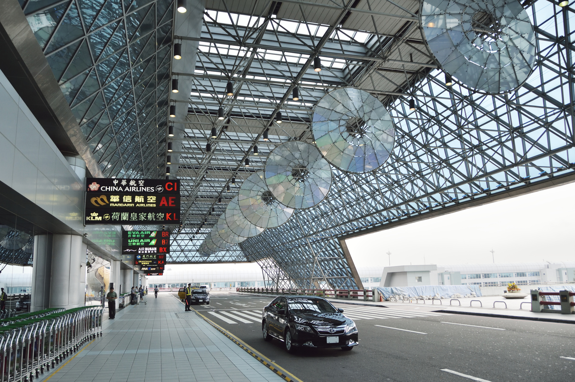 戸塚から羽田空港までの移動は定額タクシーがおすすめ
