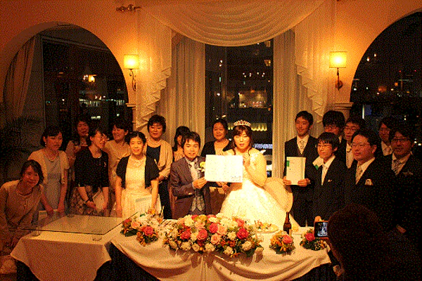 団員の結婚式の写真