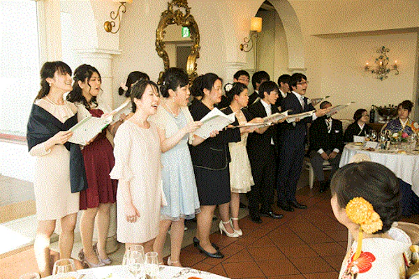 団員の結婚式の写真