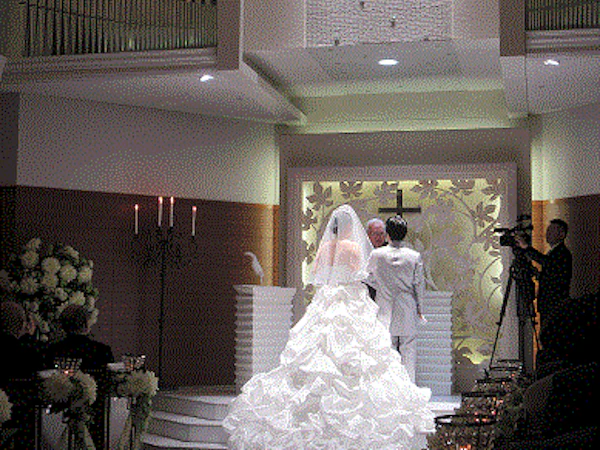 団員の結婚式の写真