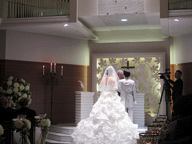団員の結婚式の写真