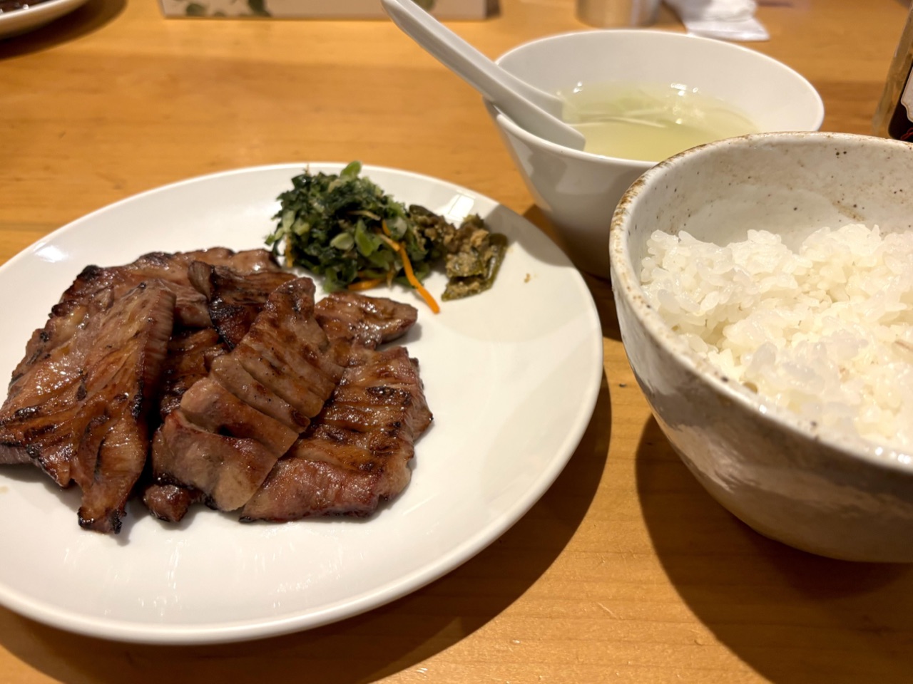 仙台旅行~秋保大滝・仙台大観音・牛タンをめぐる一日~のアイキャッチ画像