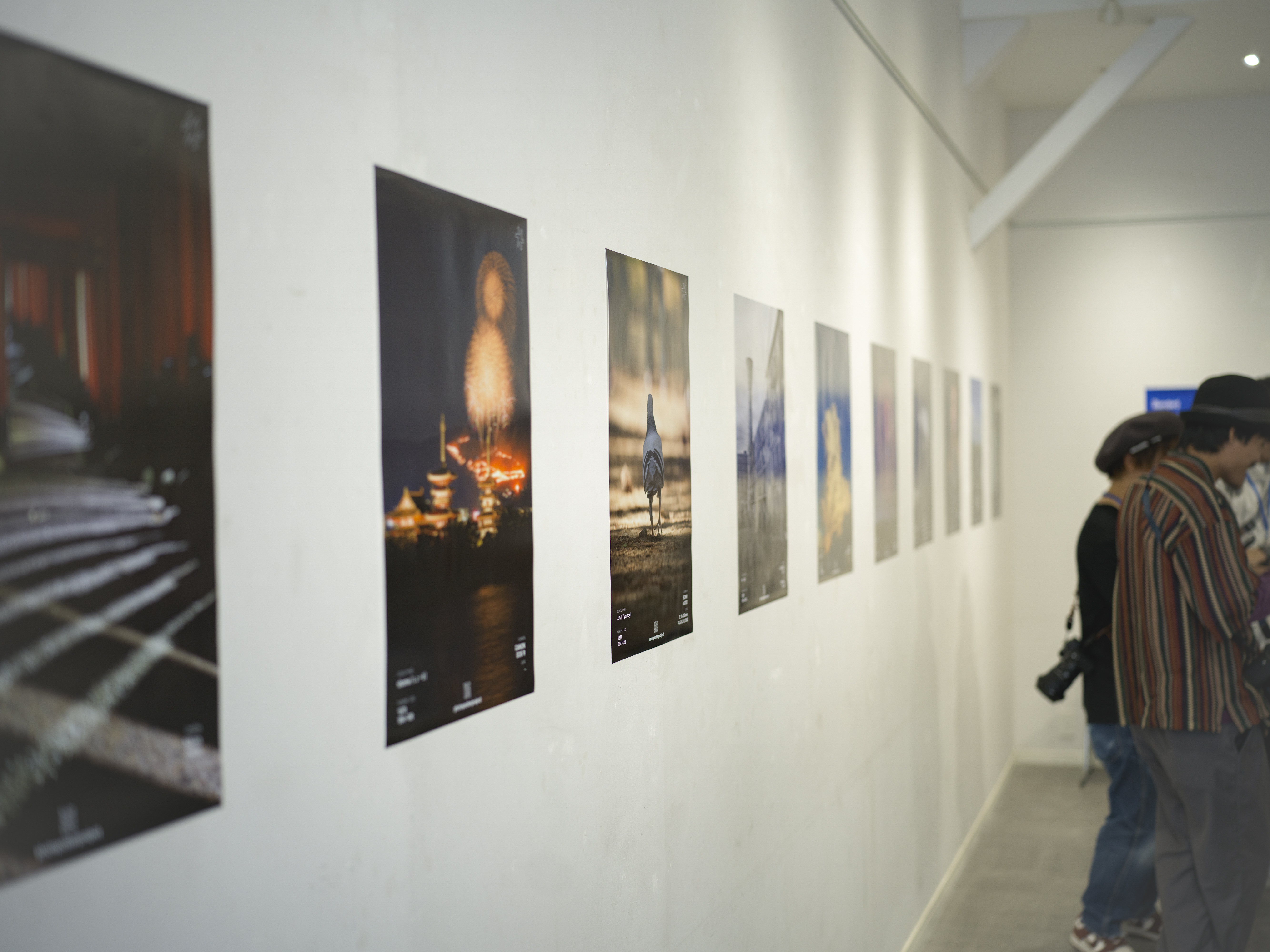 photo poster project | Un nuovo modo di partecipare a una mostra fotografica con facilità by あこ | ISSUE #128