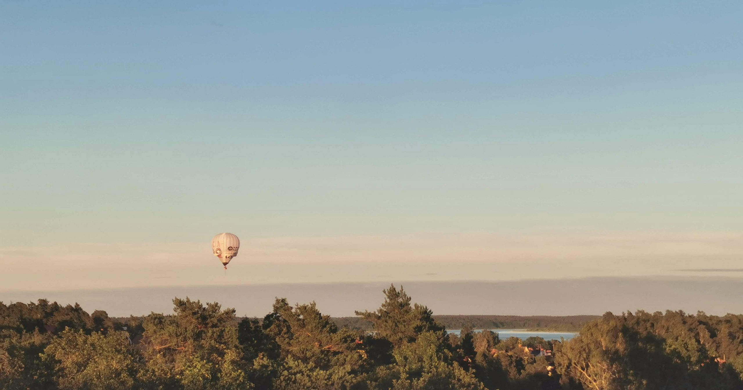 Pemandangan Fantastis yang Dilukis oleh Balon: Pesona Festival Balon | Focus #101