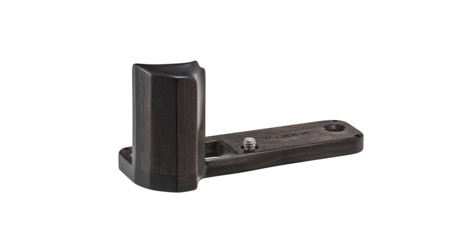 2024-07-fujifilm-x100vi-grip-cover-image