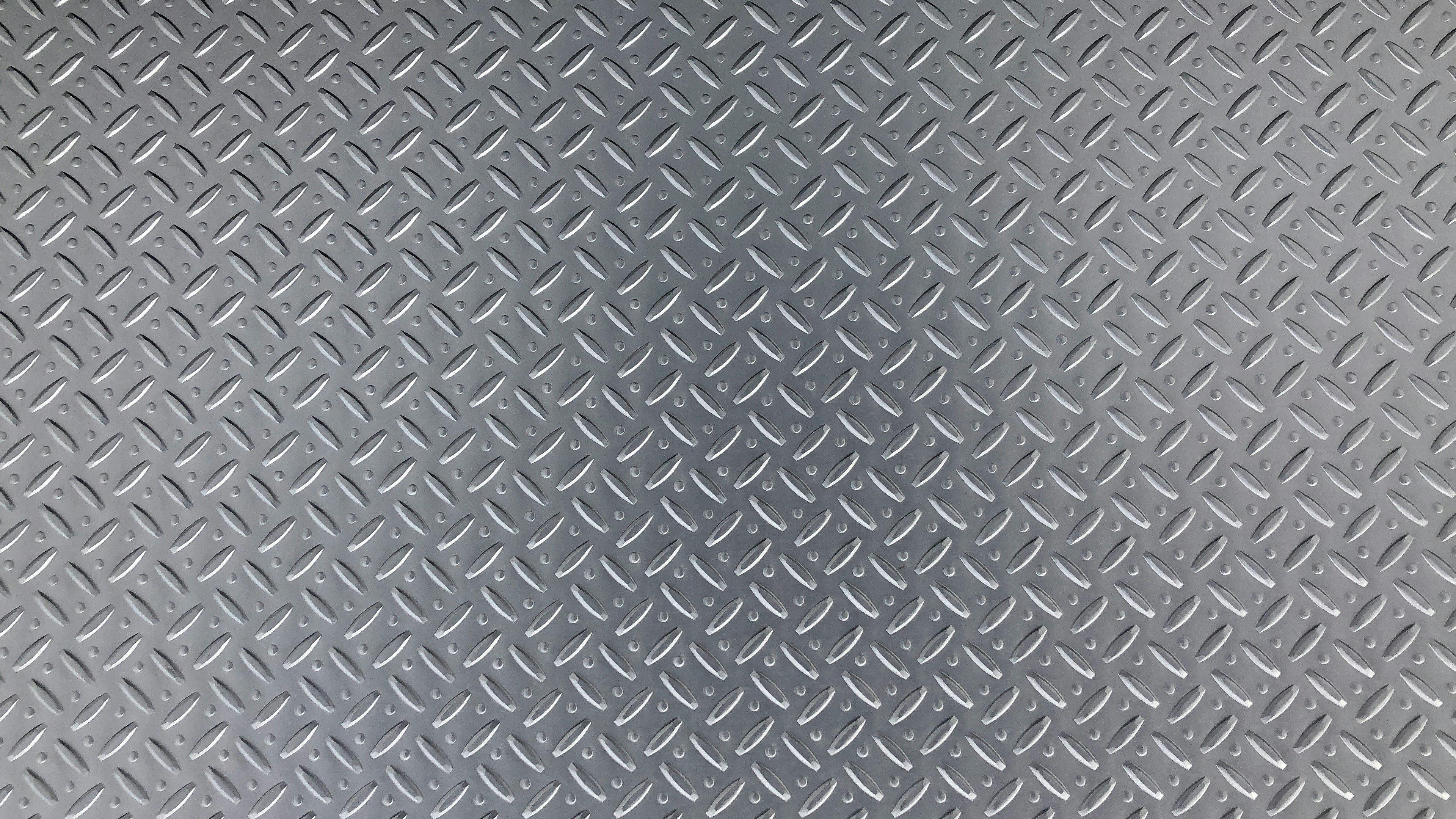 2025-10-metal-cover-image