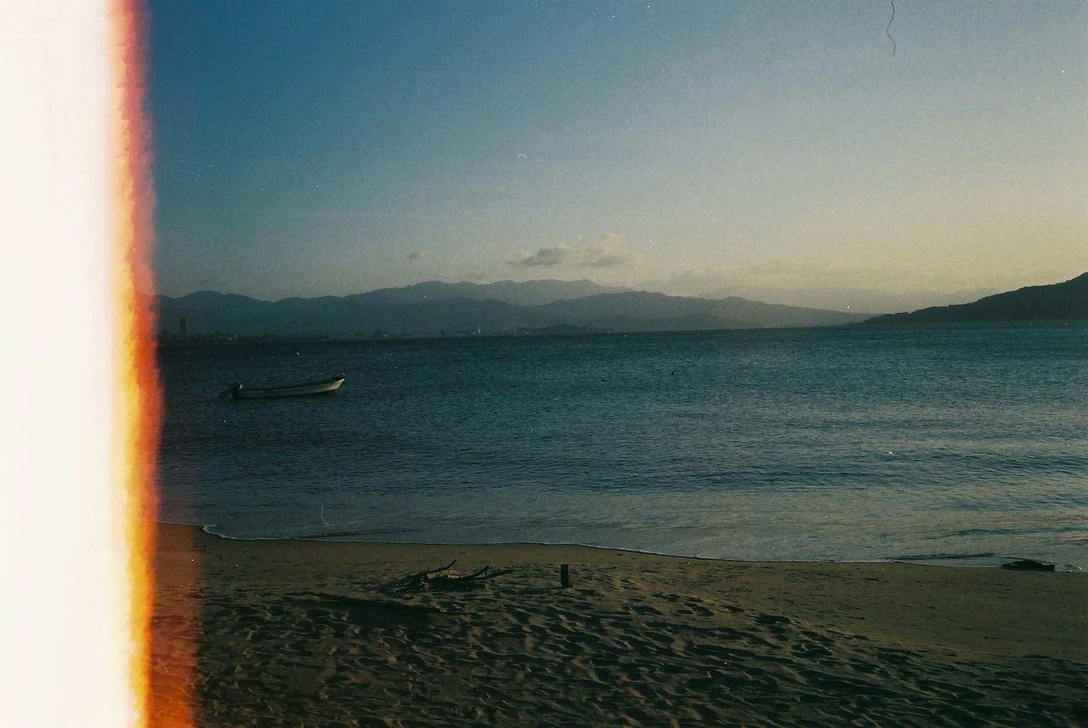 2025-07-masato-grandfather-inherited-camera-image-15