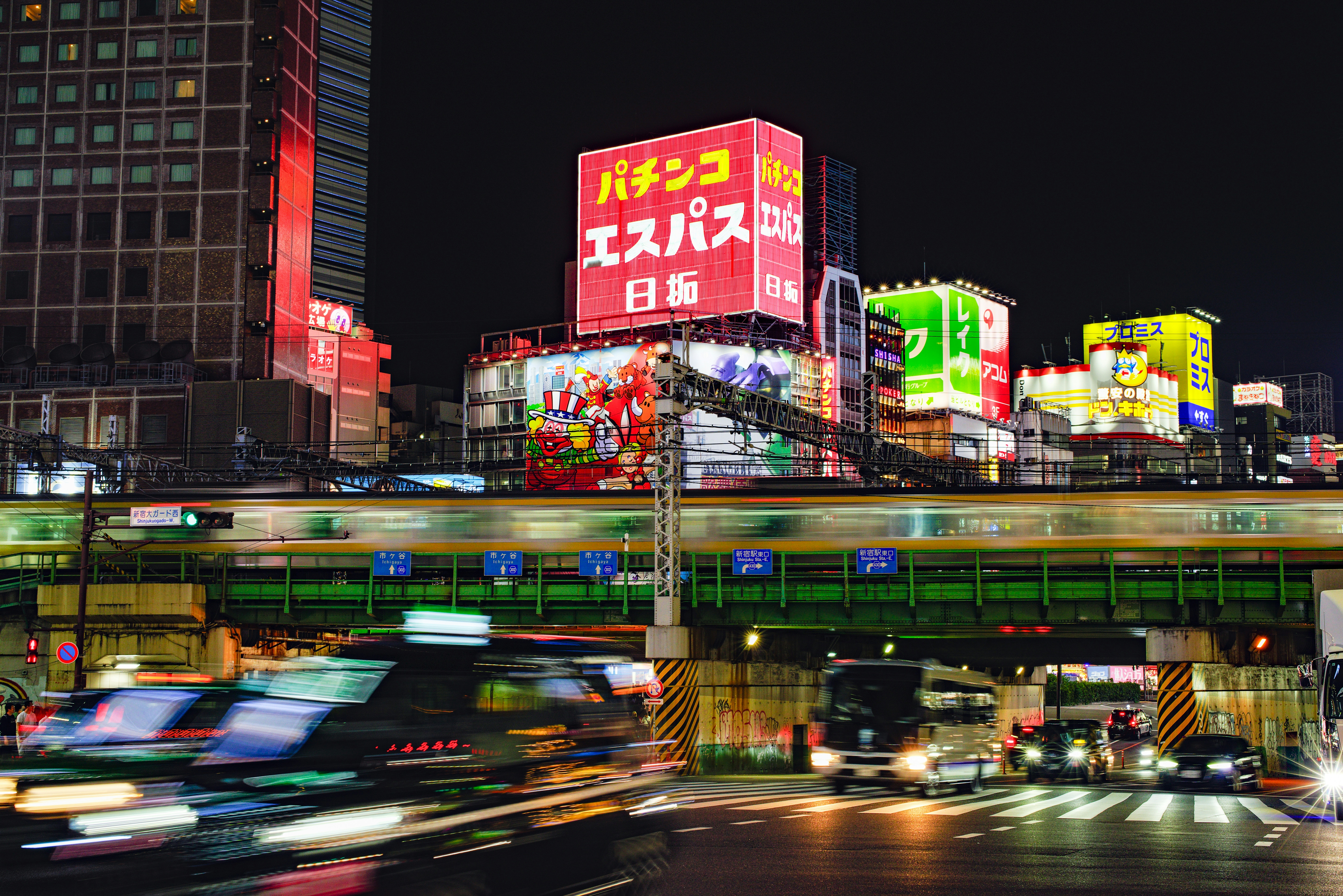 2026-07-asian-neon-sign-aesthetics-image-2