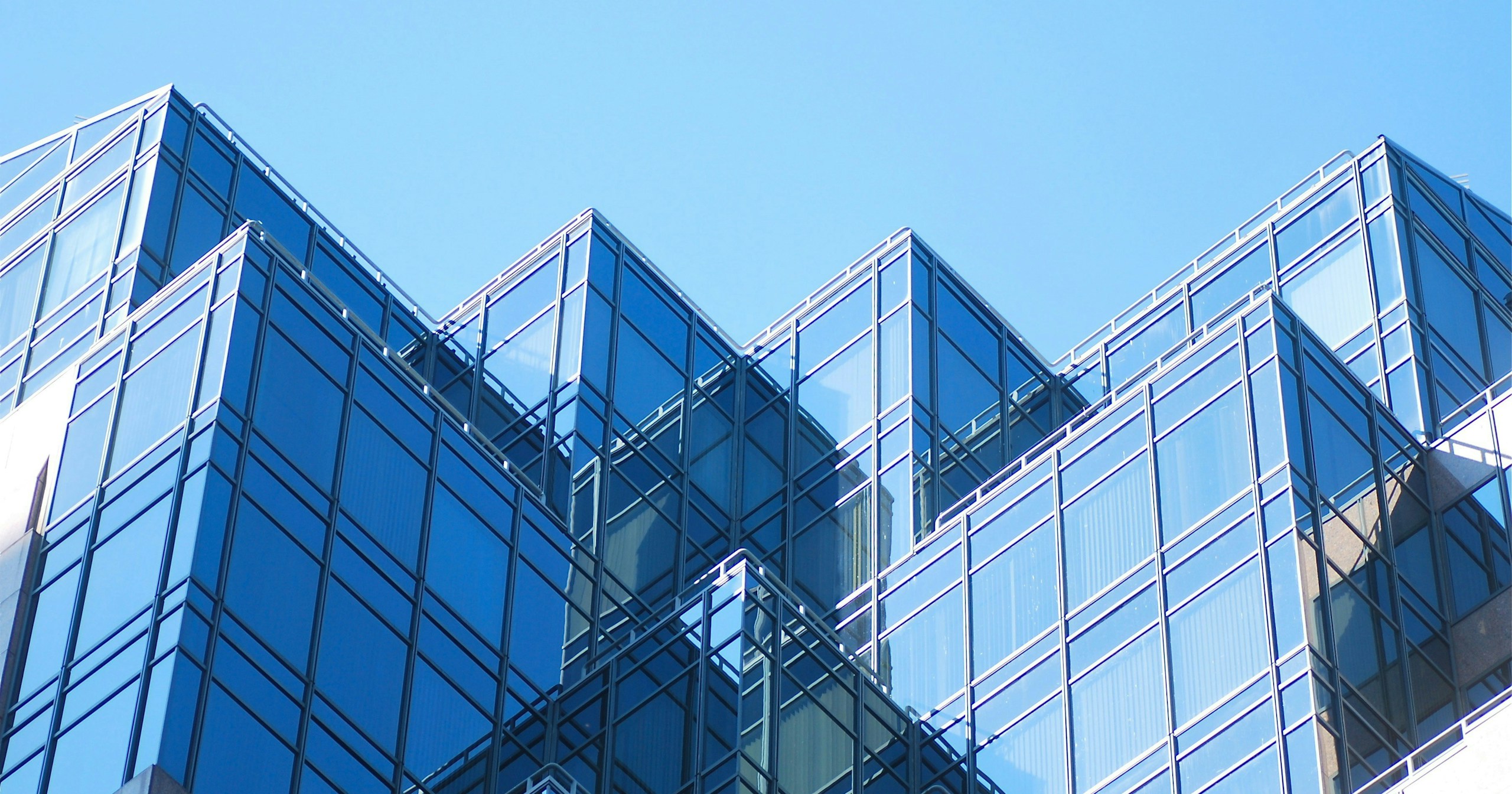 超広角レンズで魅せる建築写真のテクニック | Knowledge #189