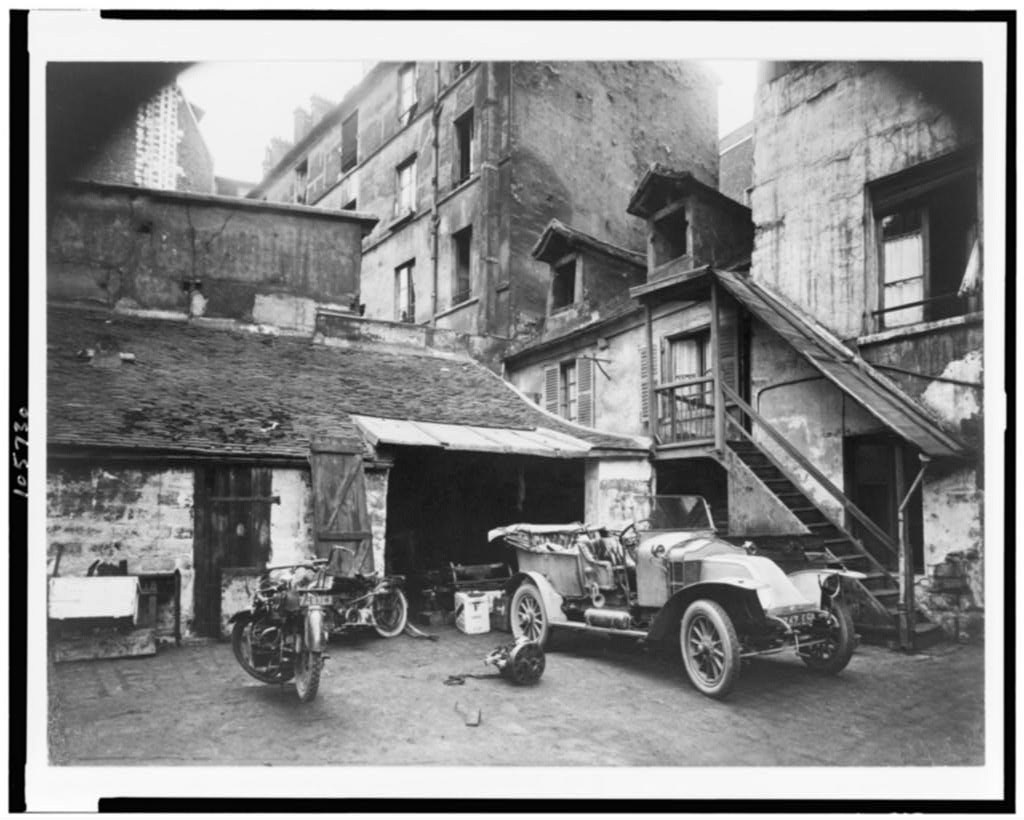 ©︎ Atget Faucheurs, somme