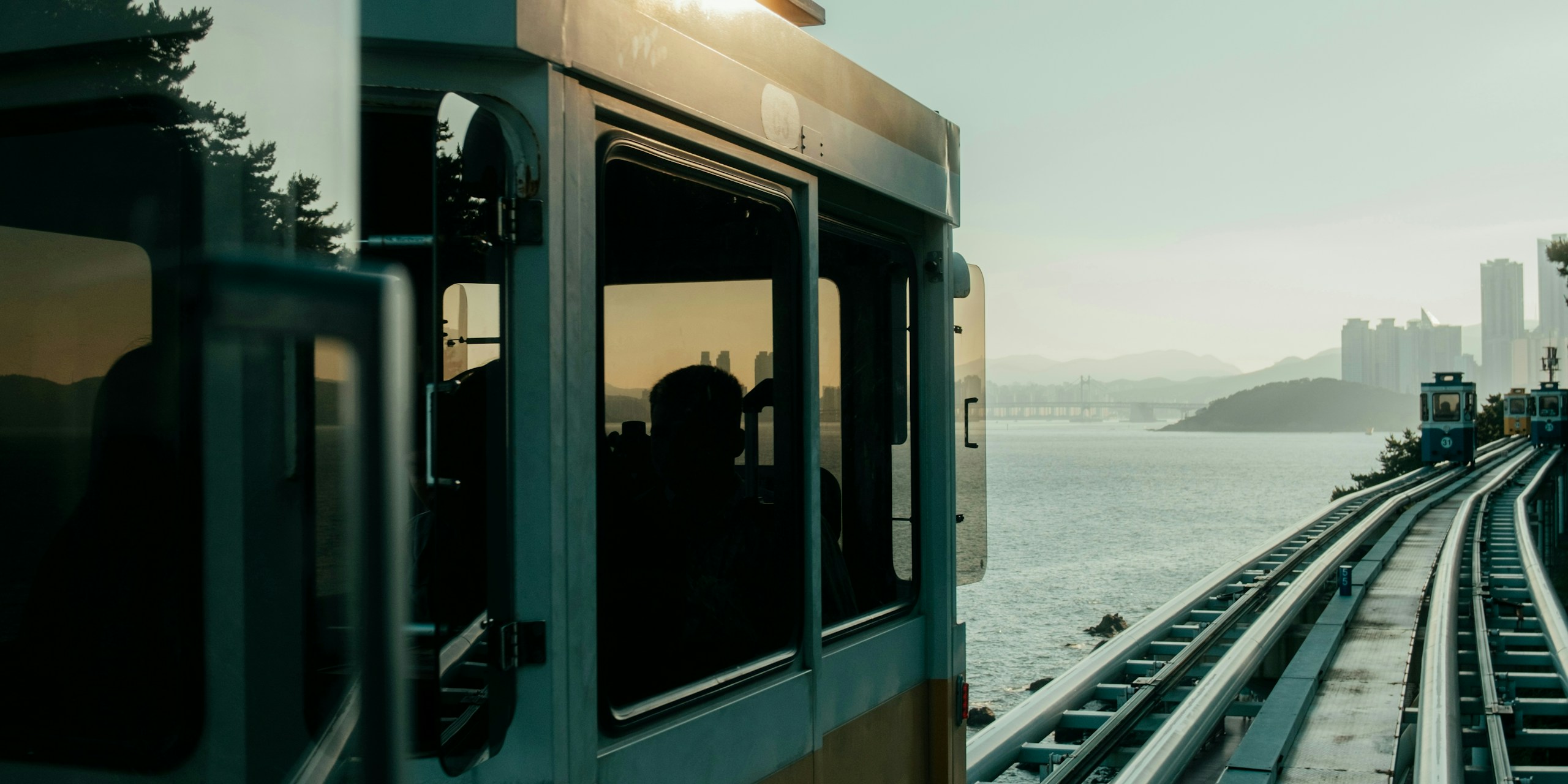 2026-07-like-a-movie-frame-award-image-8