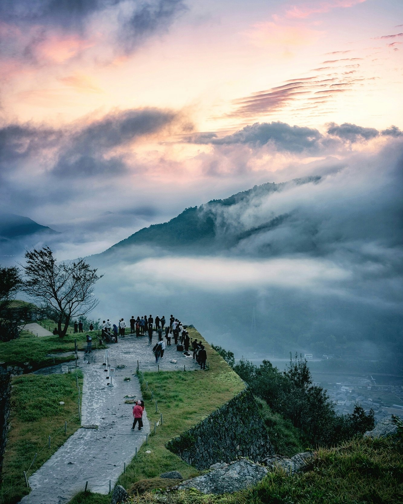 2023-08-skyhold-award-image-8