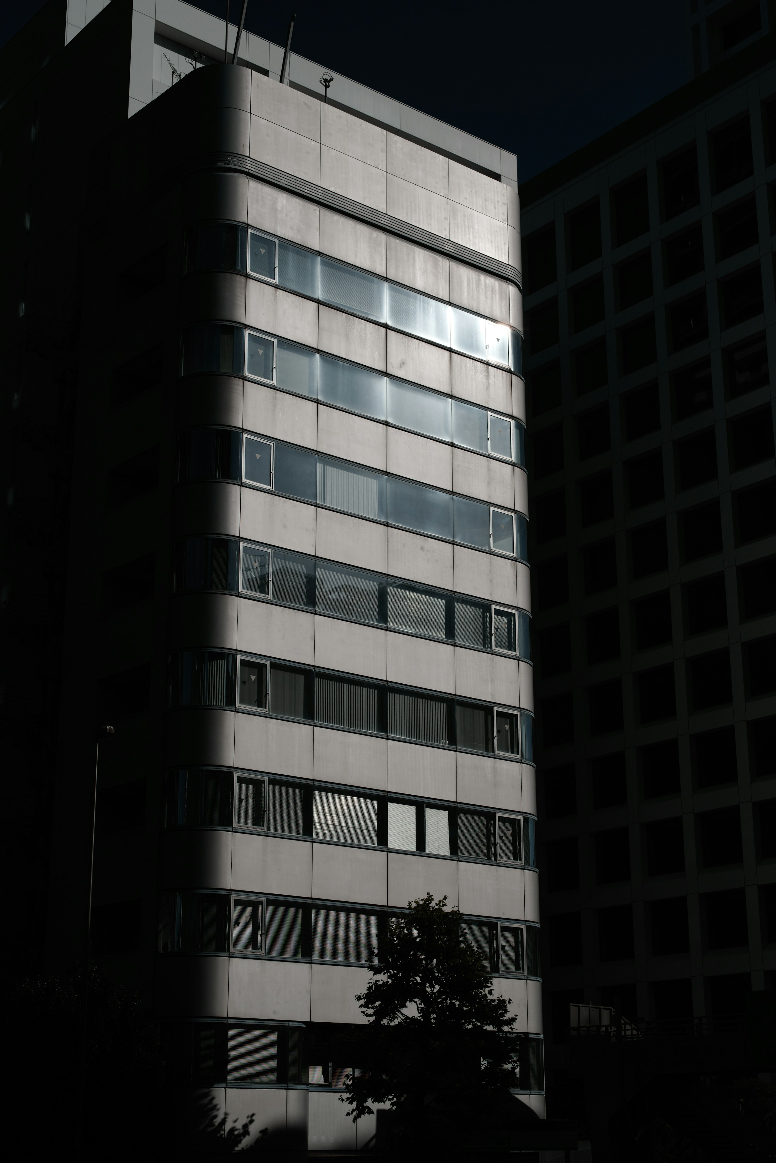 2024-09-architecture-photography-tips-image-9
