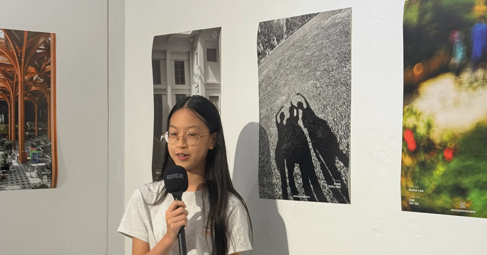 Photo Poster Project | Eine Erinnerung mit Freunden vor dem Schulabschluss – festgehalten als Schattenbild von Kei Wee | ISSUE #264