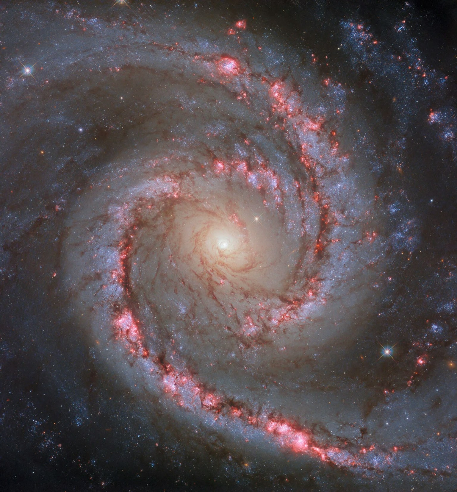 2024-06-hubble-space-telescope-image-4