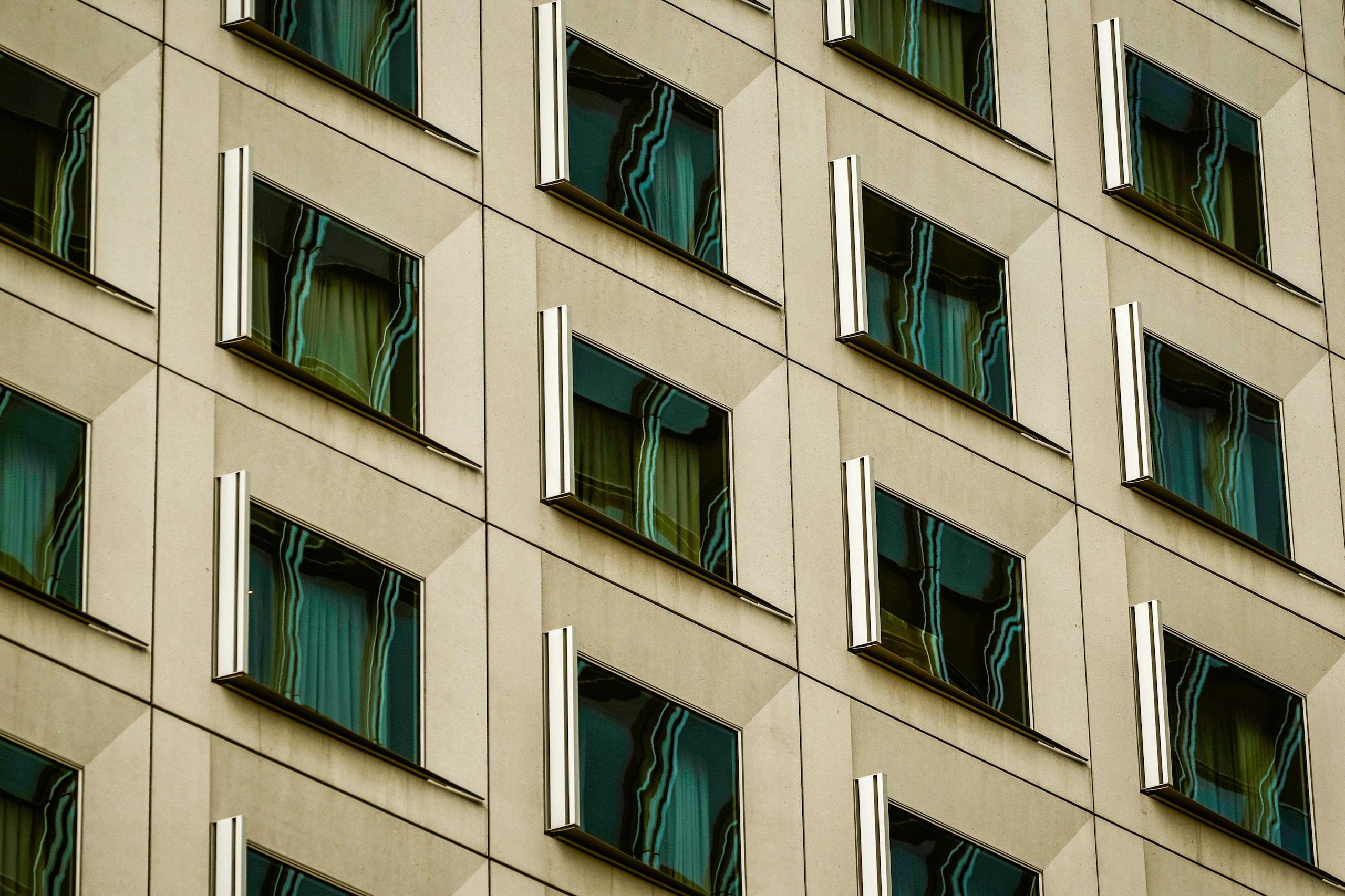 2026-08-wave-image-6