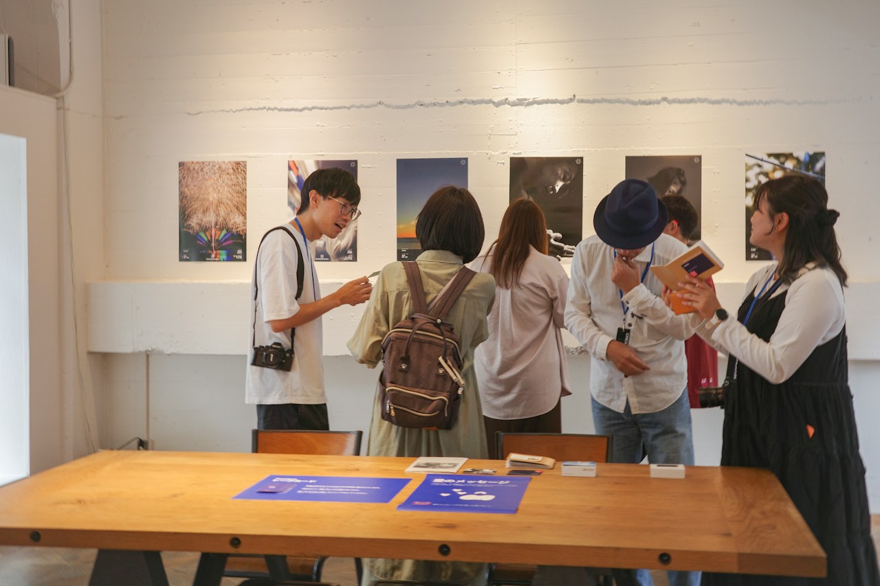 photo poster project(神户)的活动现场