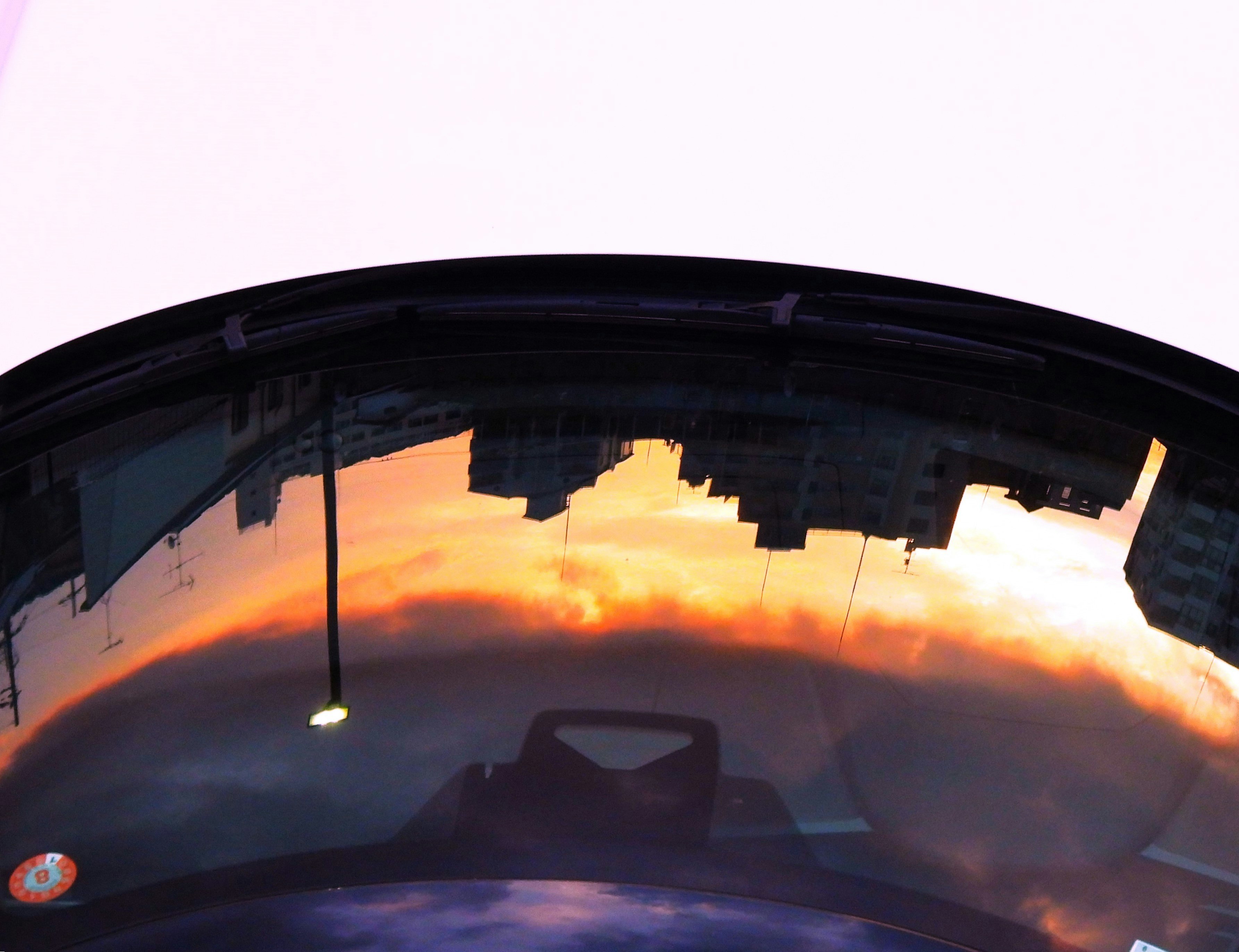 2025-10-mirrorless-dslr-difference-cover-image