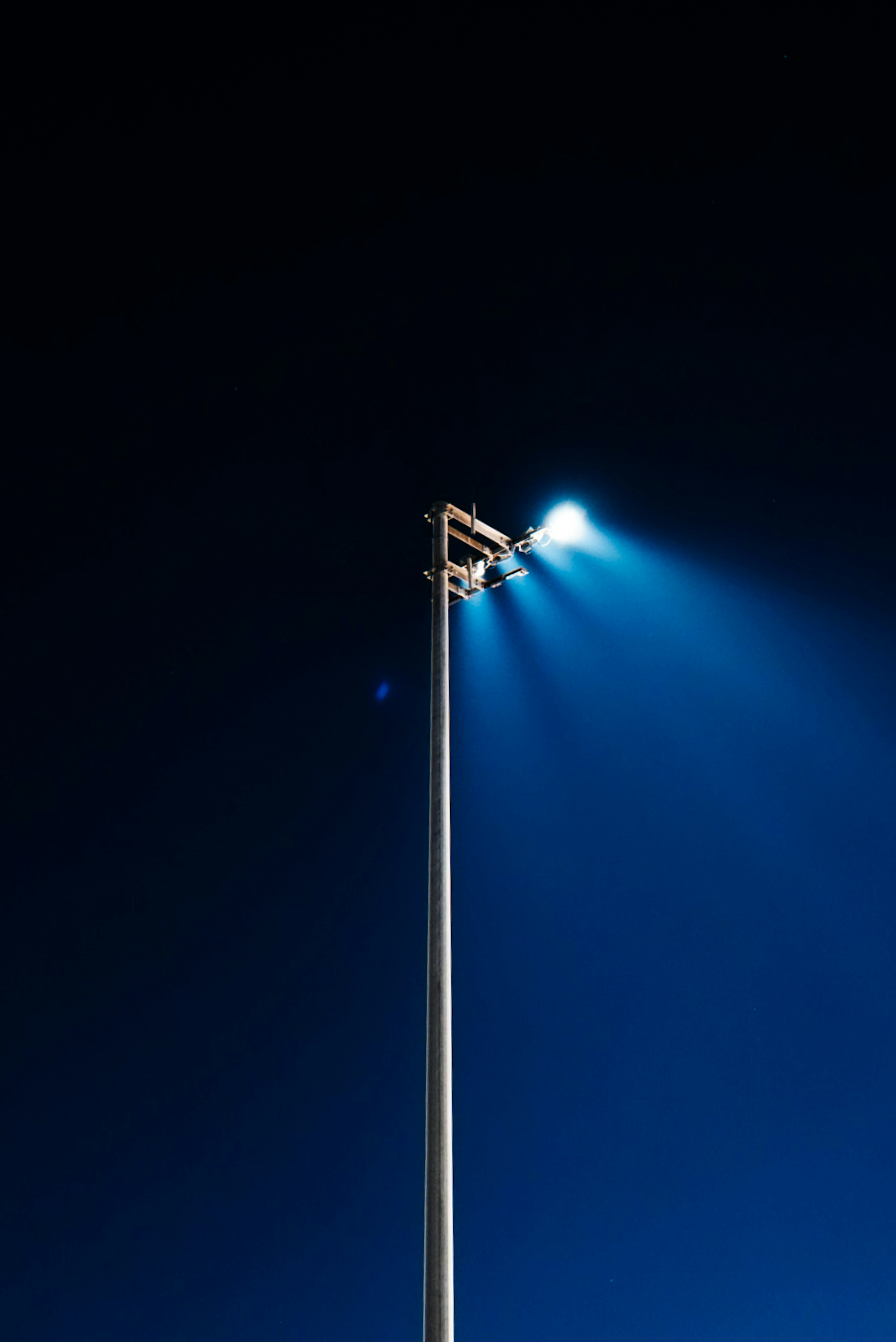 2026-08-photography-starts-with-color-image-8