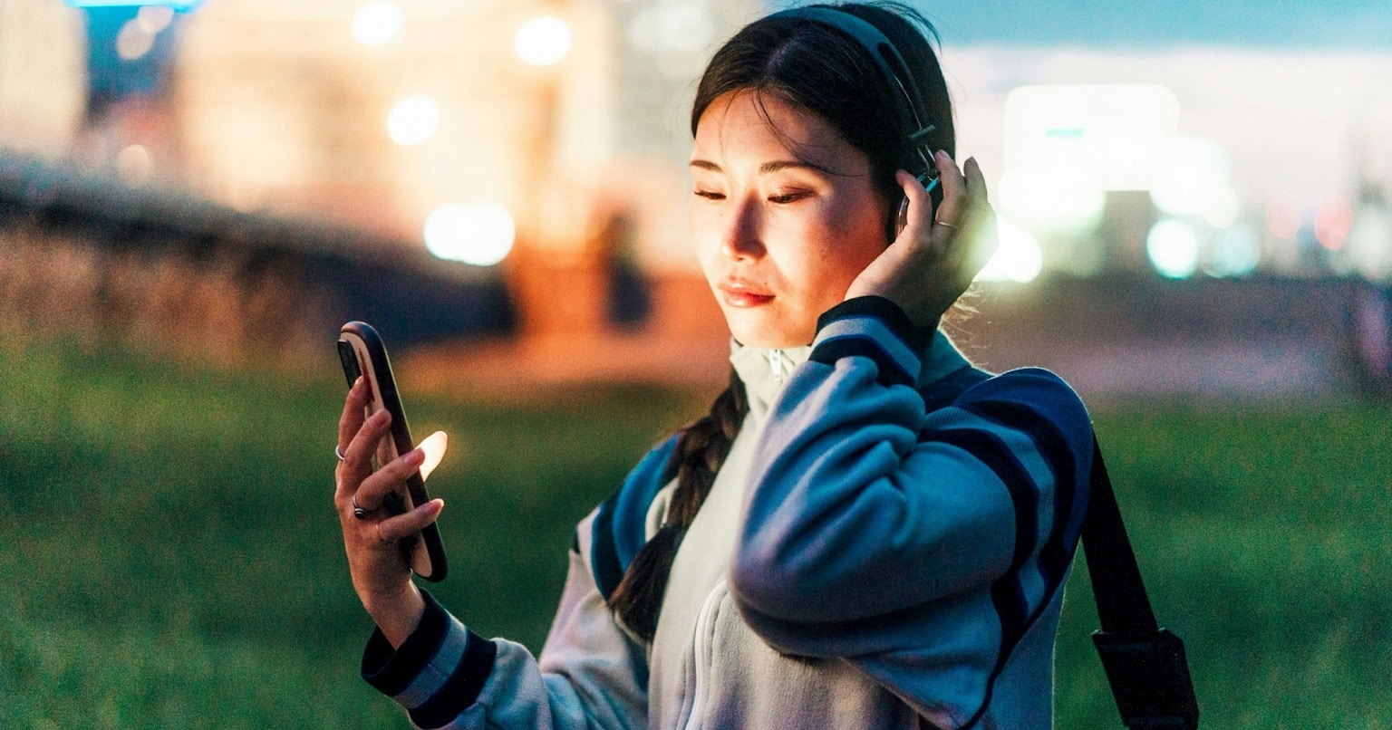 2025-09-night-cruising-award-cover-image