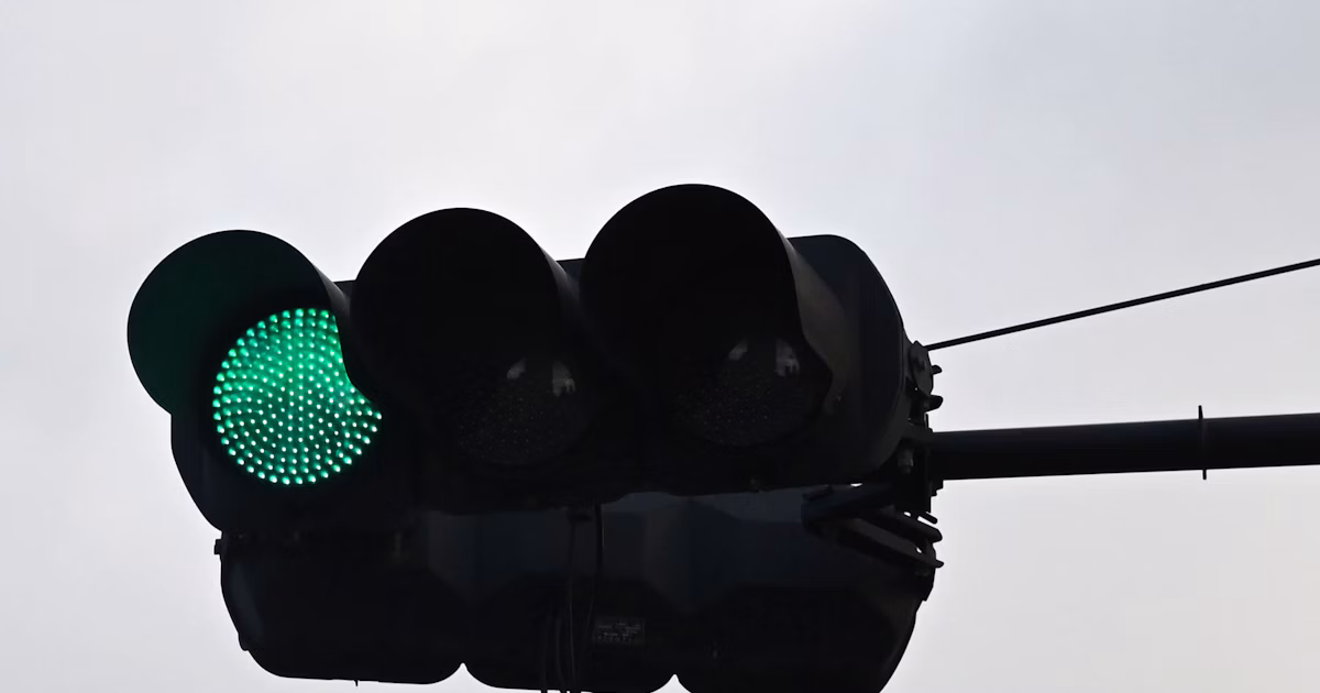 Why is it a Blue Light, Not Green? | Focus #147
