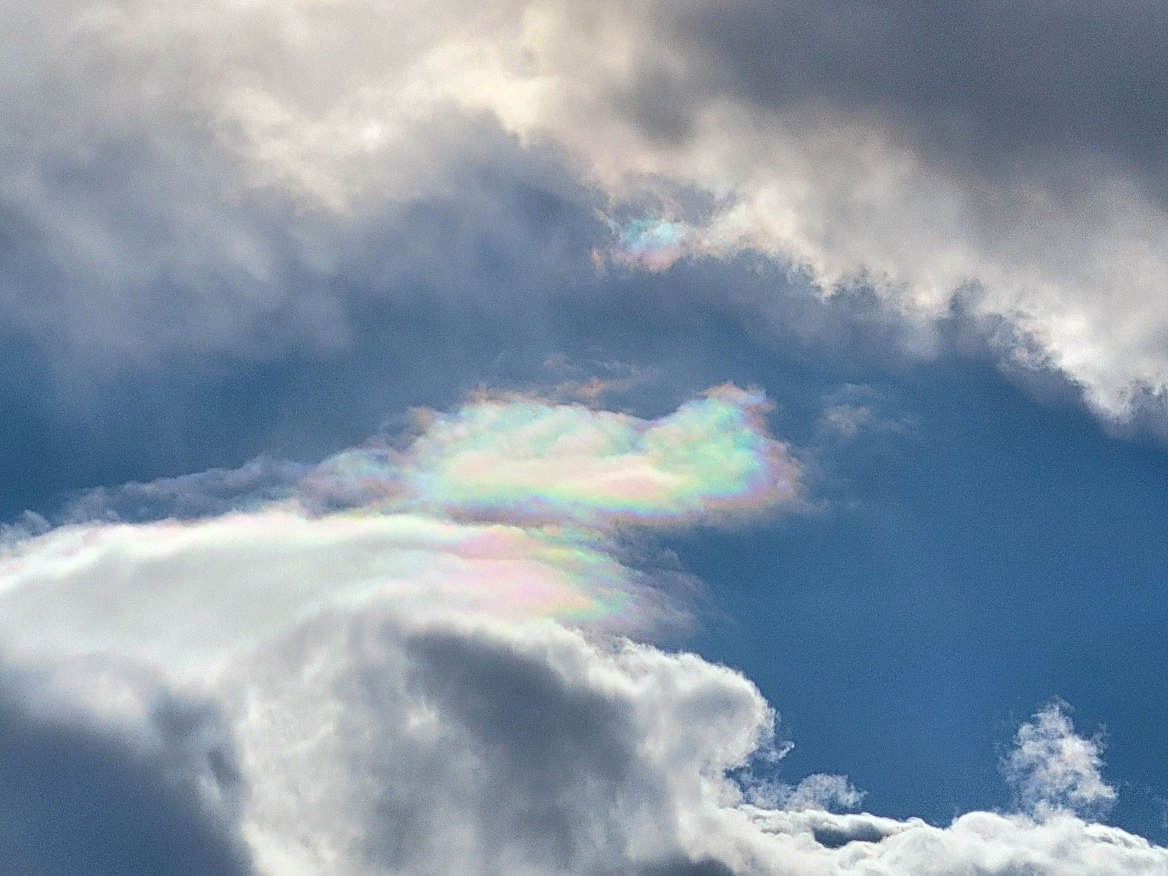 2024-10-mysterious-cloud-phenomena-image-6