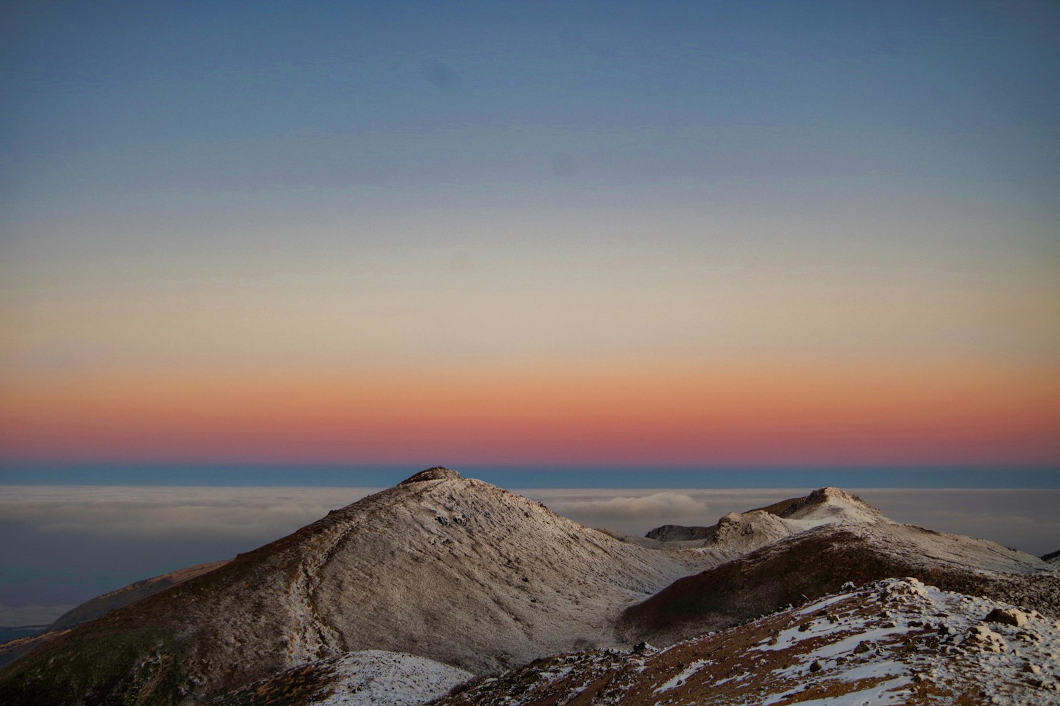 2024-01-frozen-sky-image-4