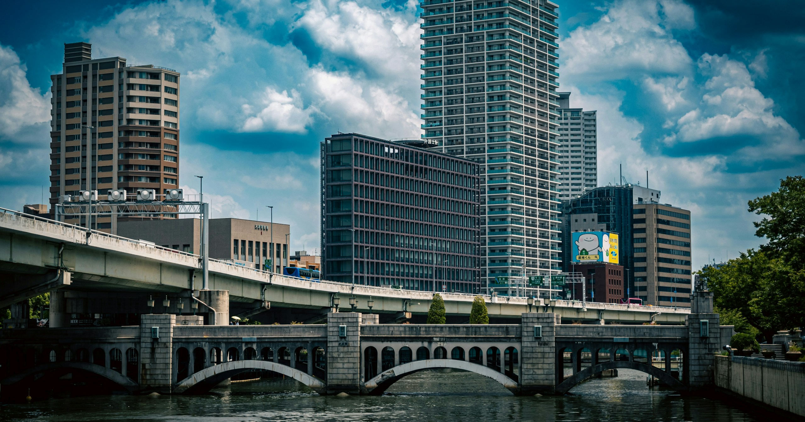 【Open Call】Juni in Osaka | Zeigen Sie Ihr Foto als Poster | Release #809