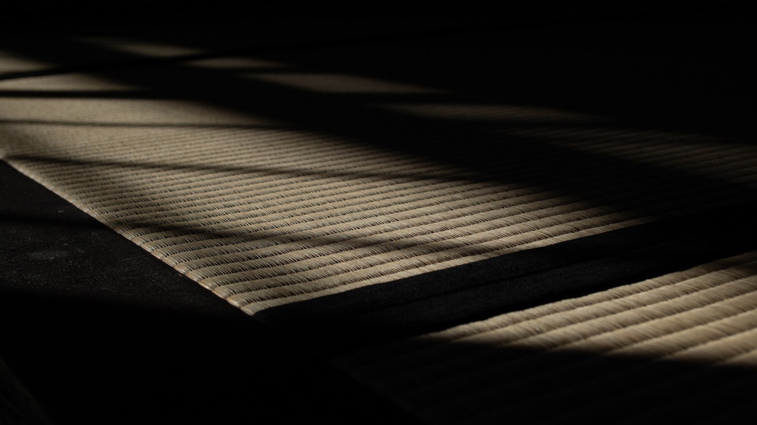 2024-03-cozy-rooms-image-8