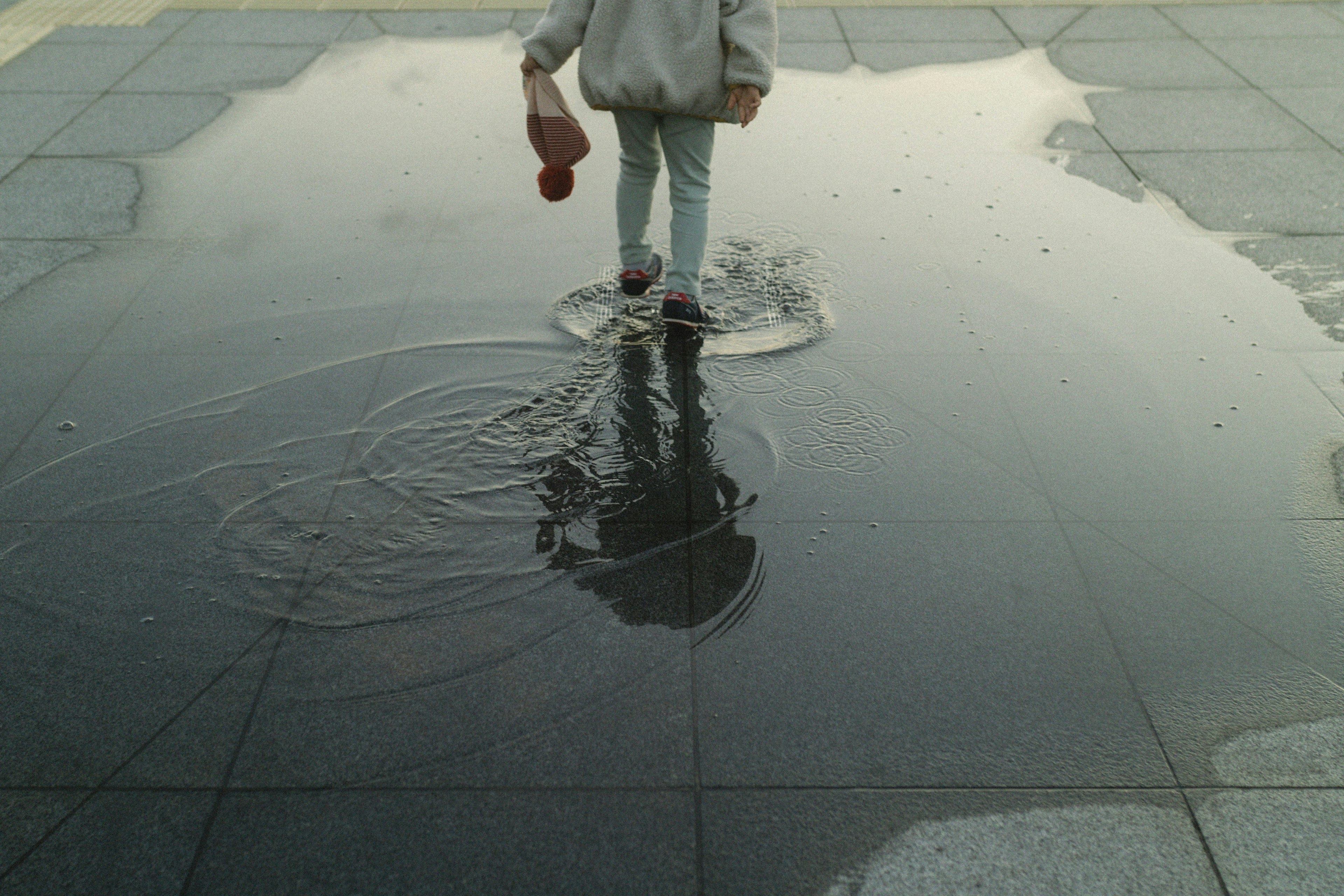 2025-05-living-with-rain-image-12