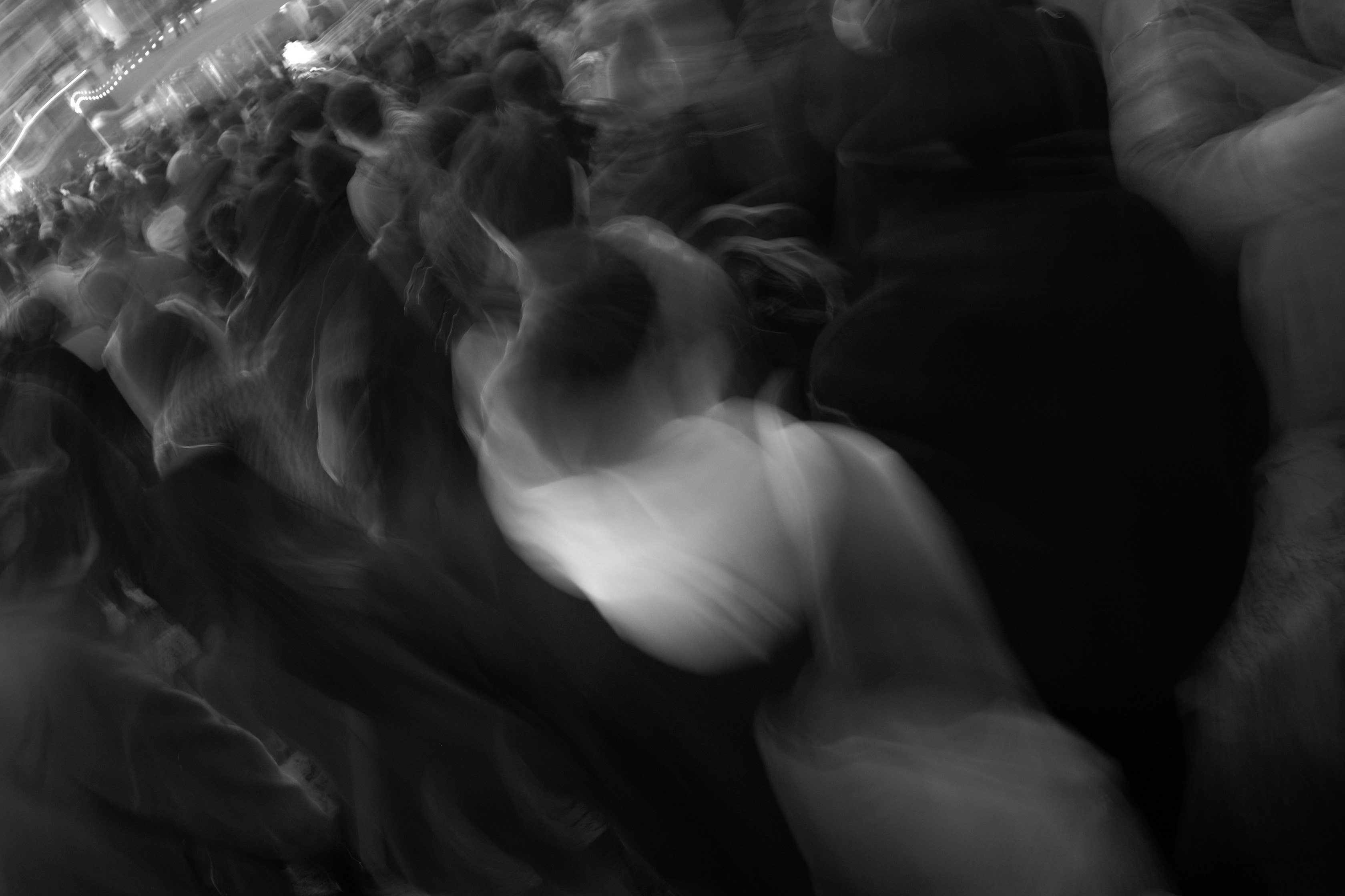 2025-09-imperfect-photography-emotion-cover-image