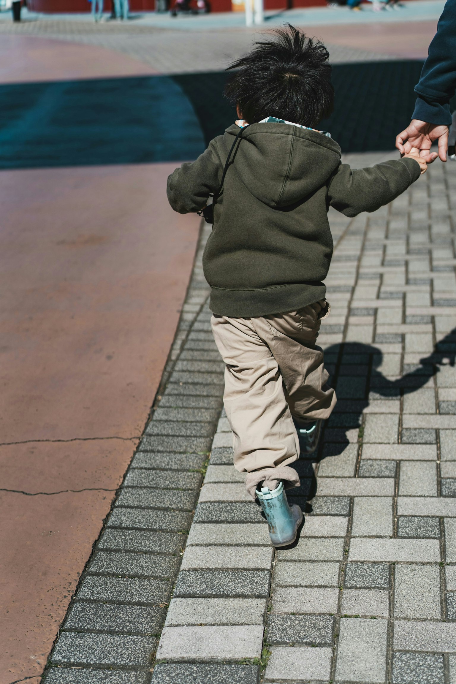 2025-03-fujikko-captures-memories-in-aquarium-image-8