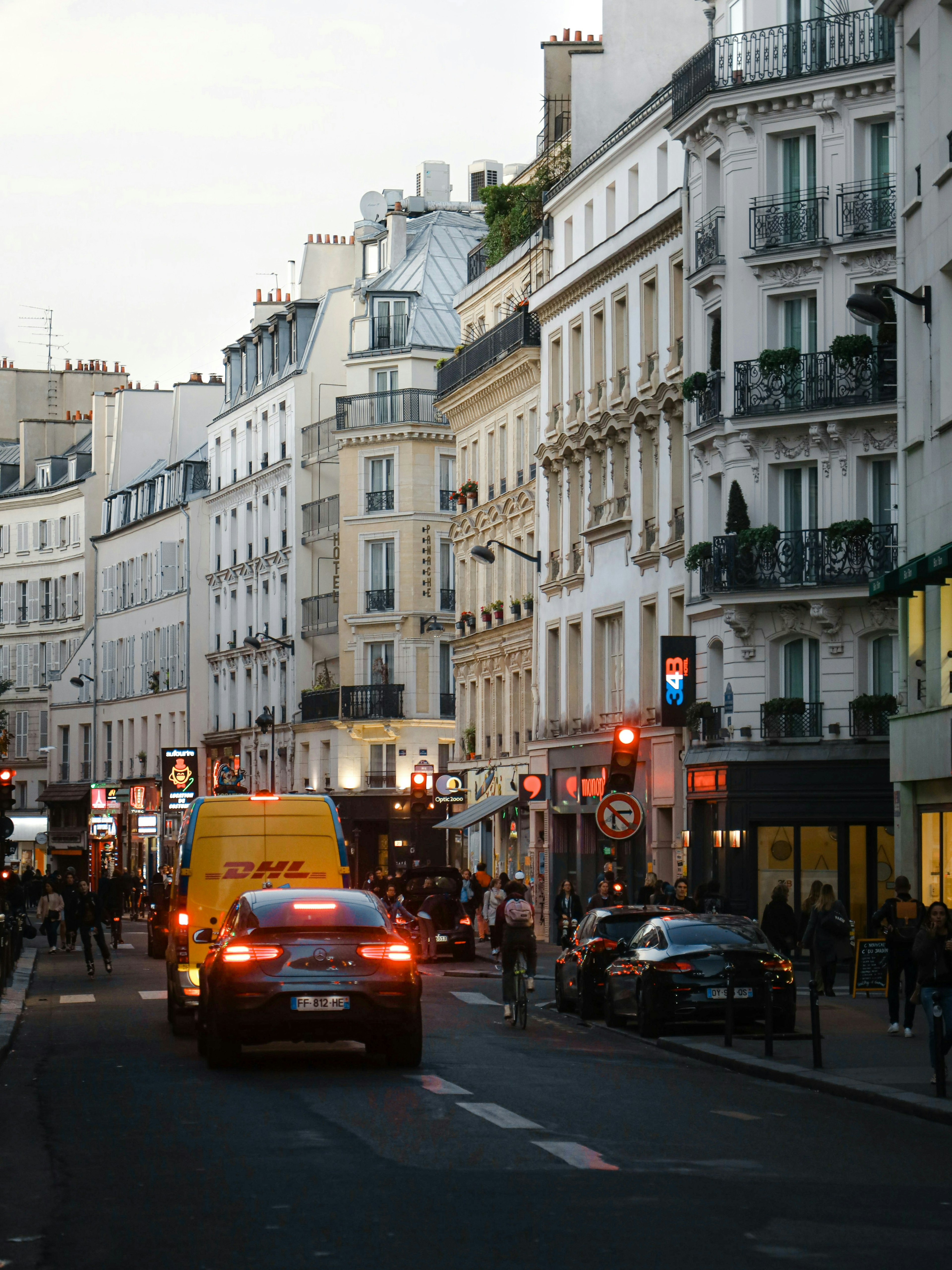 2025-04-paris-image-16