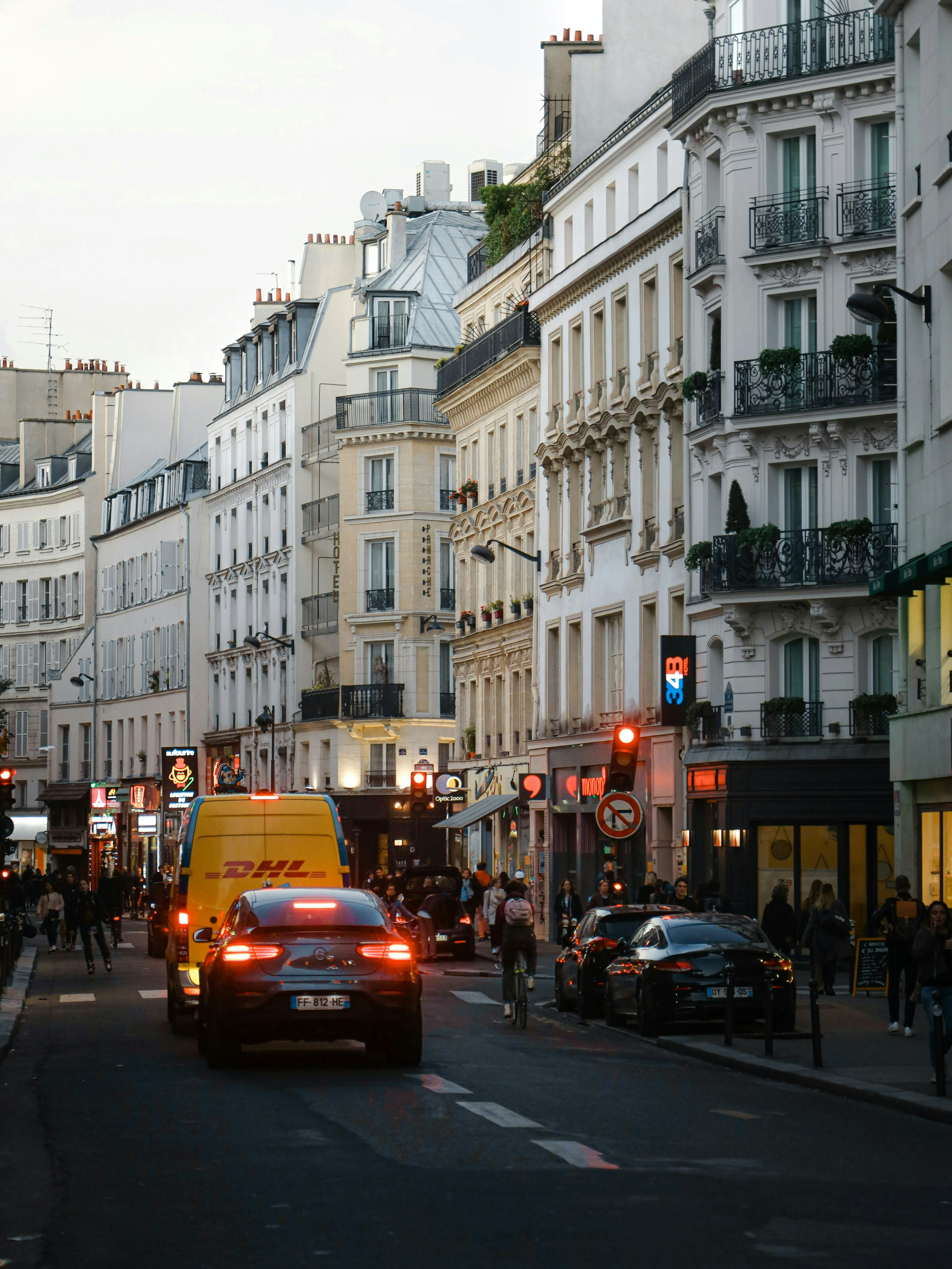 2025-04-paris-image-16